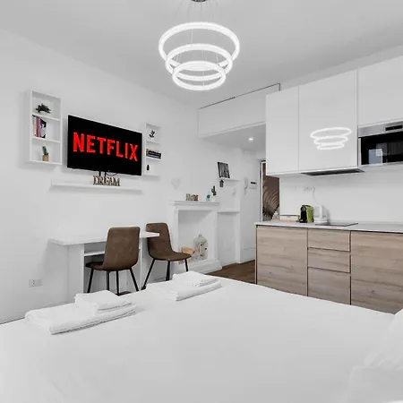 Suite Marghera Central Metro WiFi&Shopping-3